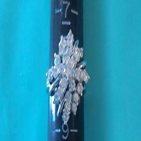 Vintage Sterling Silver & CZ Cocktail Ring for Women- Size 8-Very Good Condition - Picture 13 of 13